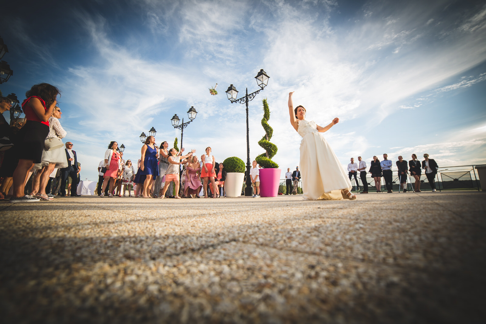 Yohann Petit Photographe With Love And Fun Mariages Portraits yohann-petit-photographe-with-love-and-fun-mariages-portraits